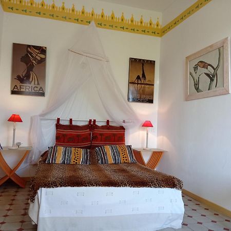 La Bastide De Boisset Bed and Breakfast Argilliers Exteriör bild